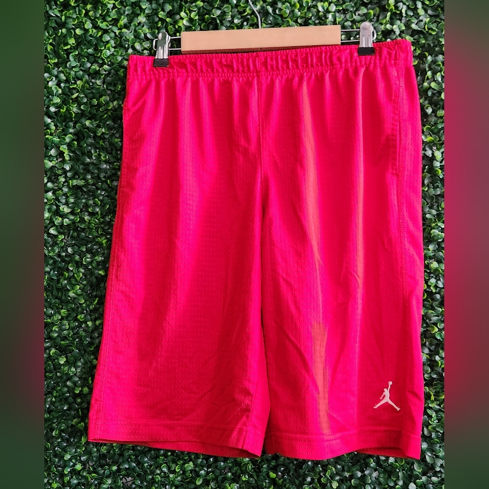 Jordan Men's Red Athletic Shorts Size L
